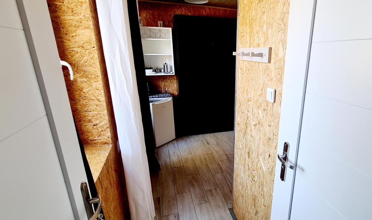 Sub Hel. Budzetowe Pokoje W Domu Z Basenem. Wokol Domu Tylko Natura. Balkon Zbyteczny. Dış mekan fotoğraf
